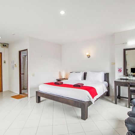 Budget Stars Hotel Chiang Mai Exterior foto