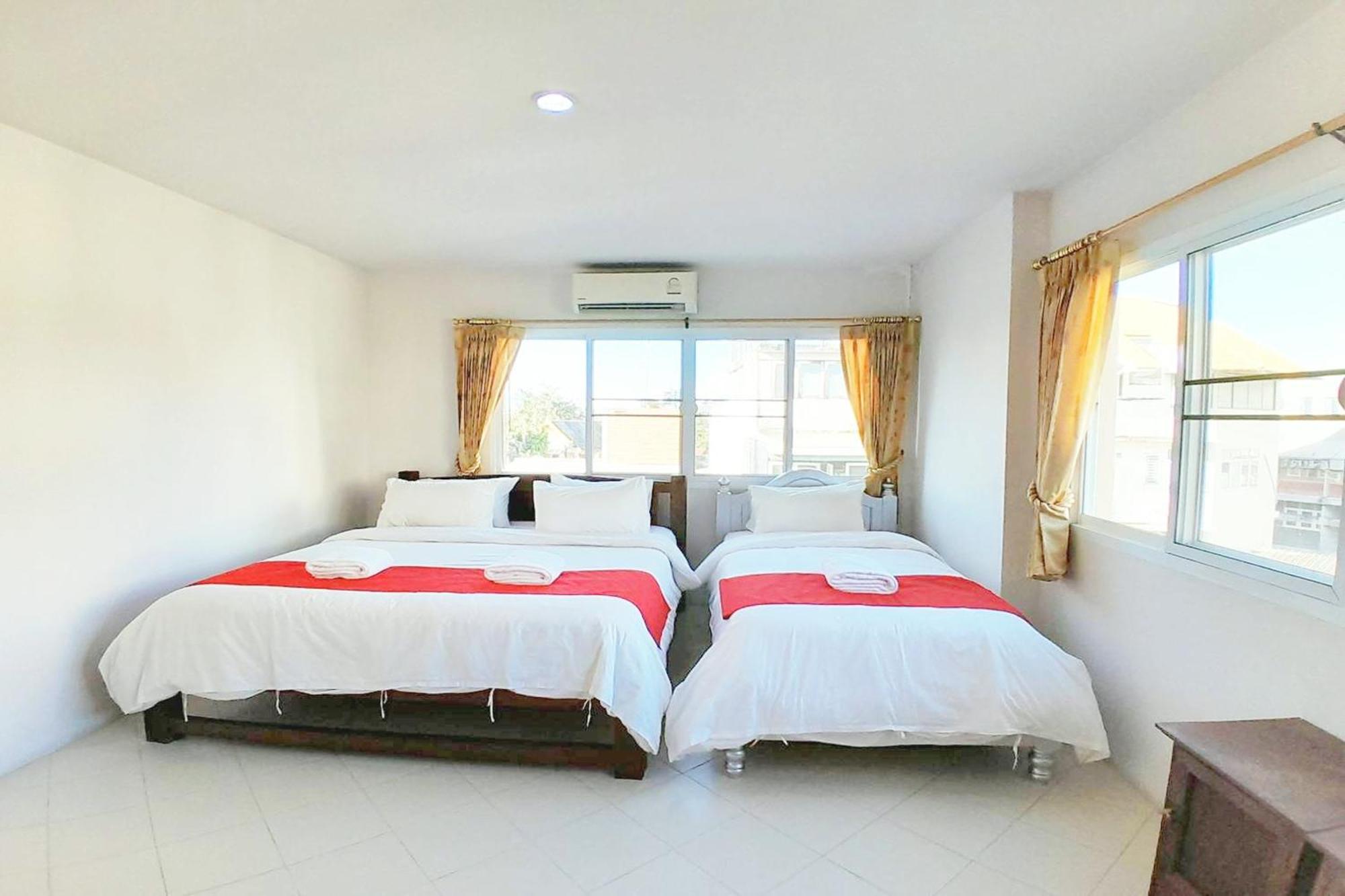 Budget Stars Hotel Chiang Mai Exterior foto