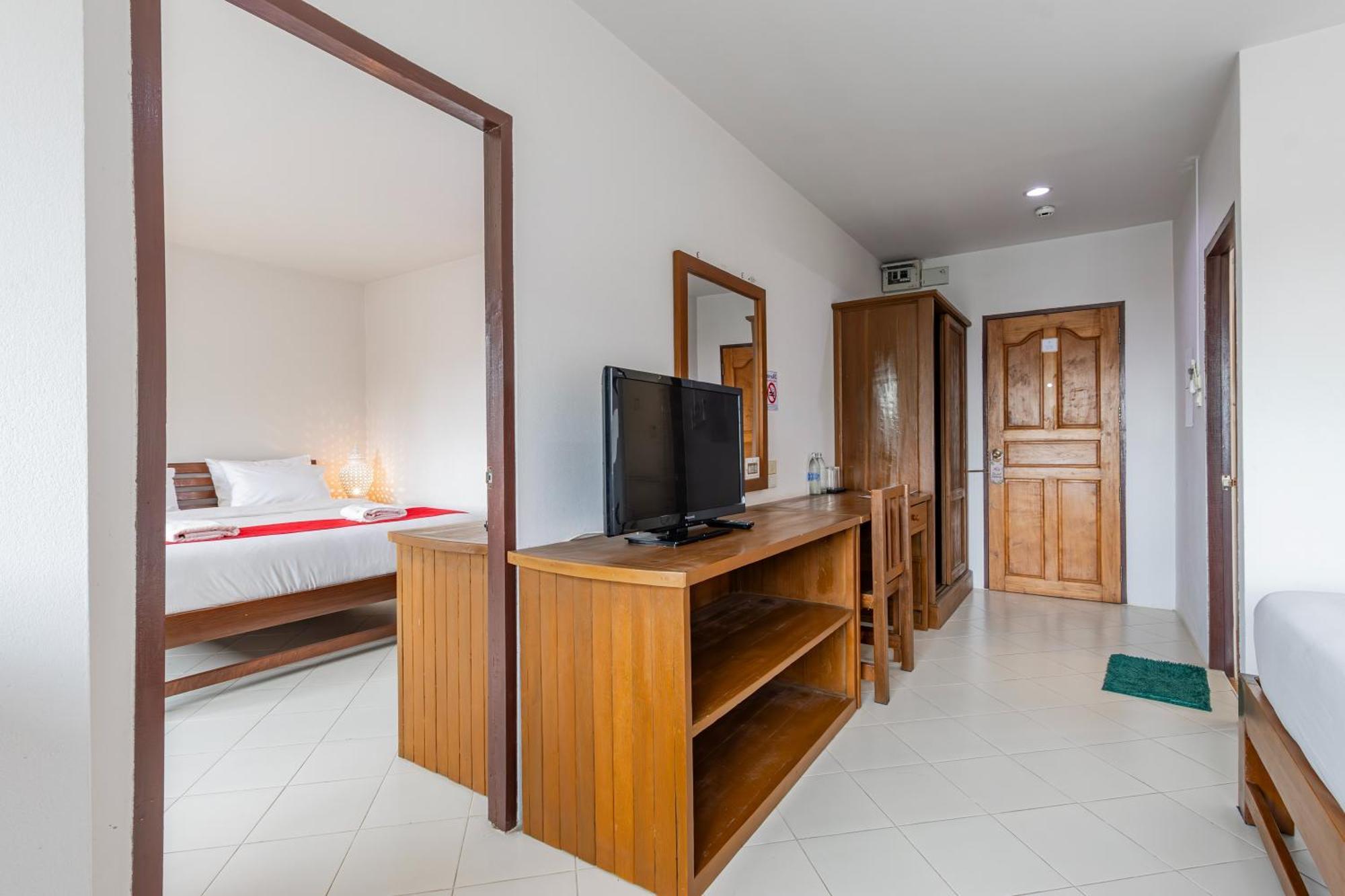 Budget Stars Hotel Chiang Mai Exterior foto
