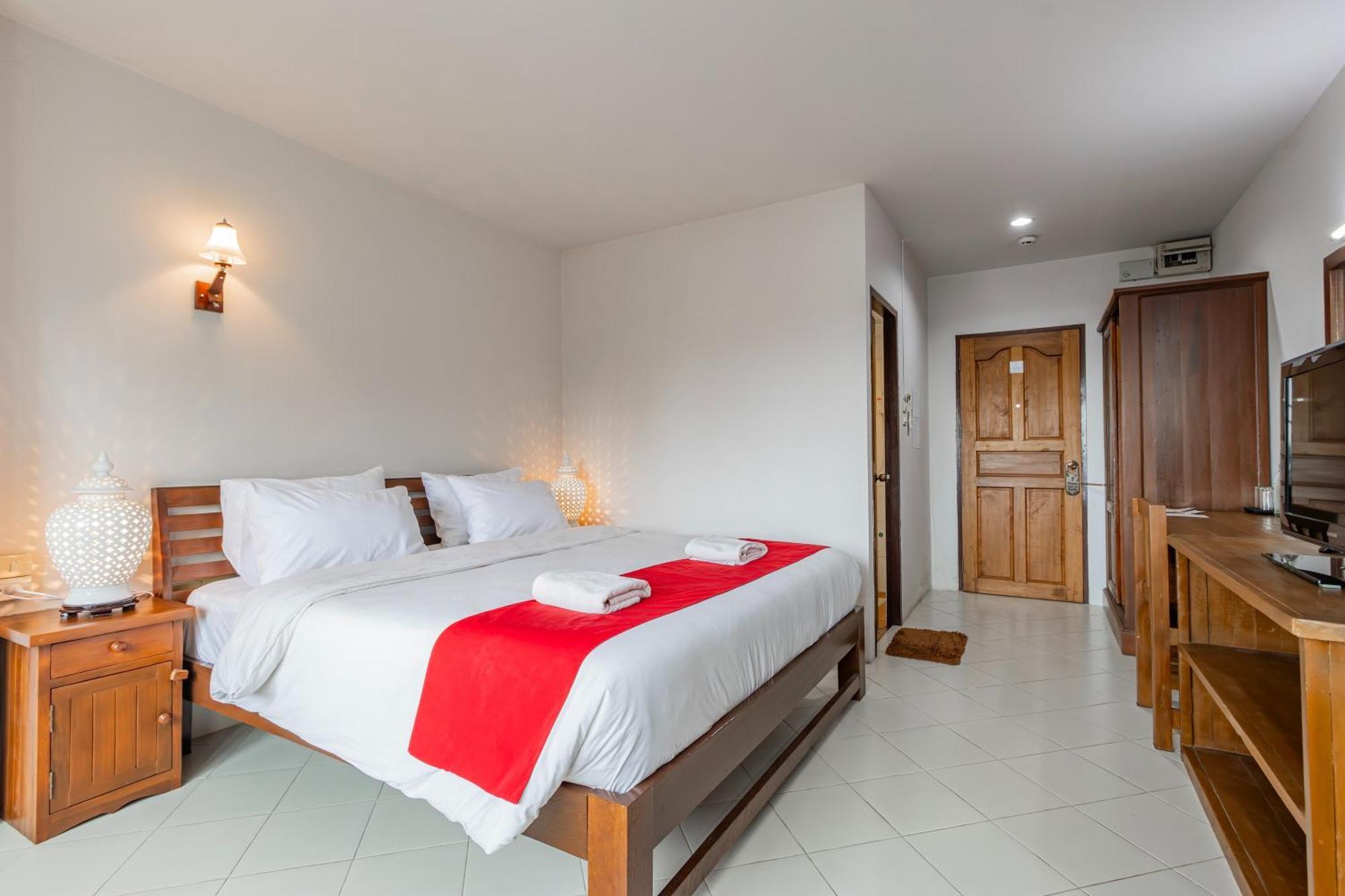 Budget Stars Hotel Chiang Mai Exterior foto